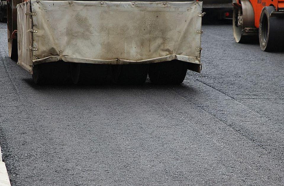Mickoski najavio početak izgranje autoputa od Skoplja do Kosova