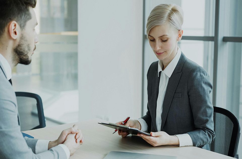 Šta regruteri u Srbiji traže u prvih 10 sekundi: Profesionalan CV za presudan prvi utisak