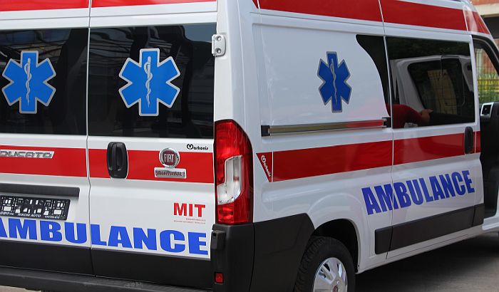 Muškarac povređen u udesu u Rumenki