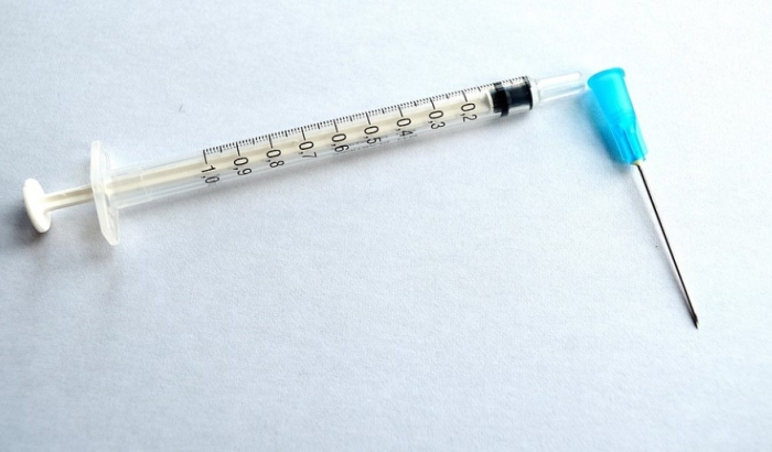 Ograničen broj doza američke vakcine protiv virusa korona na raspolaganju već krajem godine