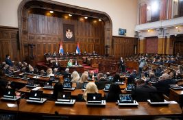 Poslanici Skupštine Srbije izabrali sudije Ustavnog suda koje je predložio Vučić