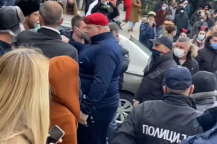 VIDEO: Makedonska policija rasturila karneval zbog nepoštovanja mera