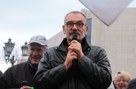 Kovačević: Vlast svesno zaglupljuje narod, glava države - vucibatina 