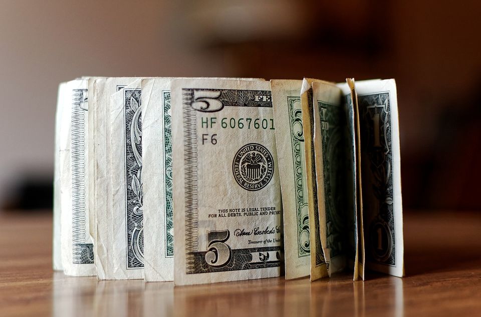 U Srbiji više falsifikovanih dolara nego evra, evo koja je novčanica "najpopularnija"