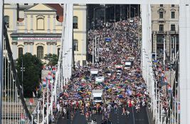 Na Paradi ponosa u Budimpešti više od 10.000 ljudi