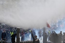 U Francuskoj uhapšeno više od 160 demonstranata širom zemlje 