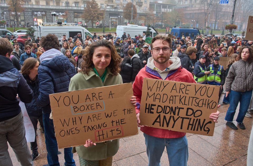 Protesti u Kijevu, demonstranti traže ostavku gradonačelnika Klička