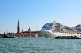 Venecija na listi ugroženih ako ne zabrani kruzere