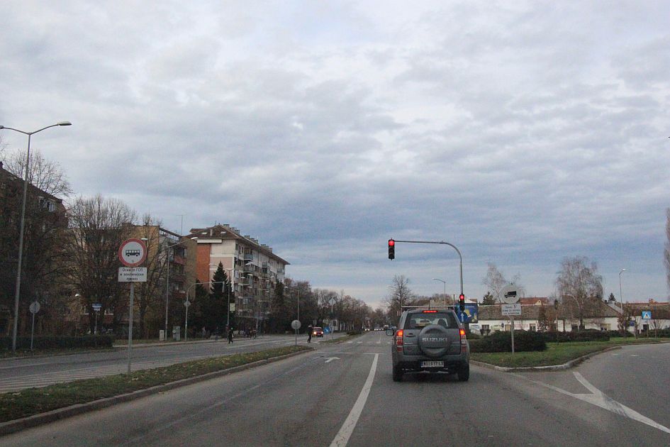 Protest u Petrovaradinu zbog opasnog saobraćaja: Pogibija devojke "kap koja je prelila čašu"