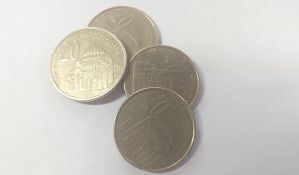 Uštedeo 600.000 dinara u kovanicama, skoro niko neće da ih primi