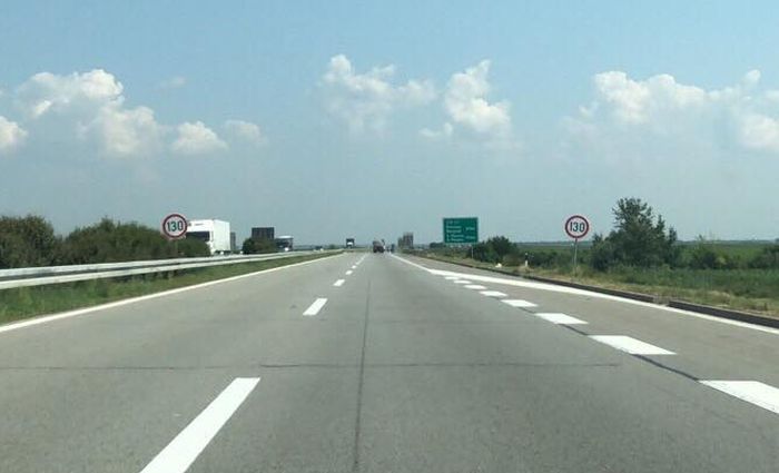 U sredu duž auto-puteva u Srbiji poruke vozačima da paze kako voze