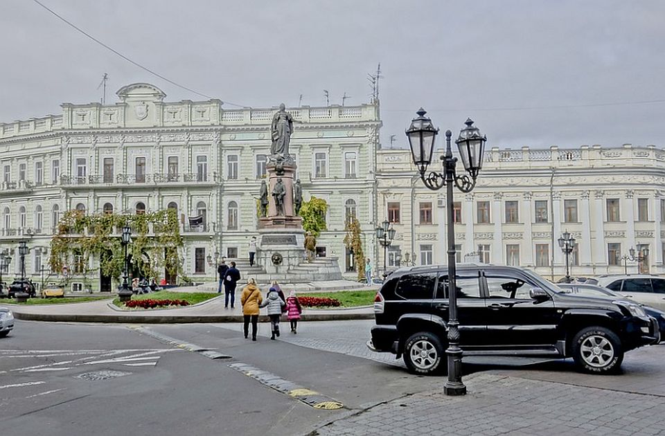 VIDEO: U Odesi uklanjaju spomenik carici Katarini Velikoj