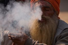 VIDEO: Više desetina hiljada ljudi u Katmanduu uz kanabis obeležilo praznik posvećen Šivi 