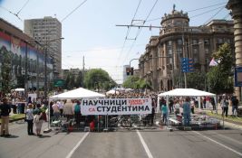 Četvrti dan protesta i blokade kod Vlade Srbije: Akademska zajednica traži ispunjenje svih zahteva
