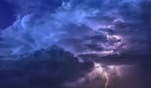 Upozorenje meteorologa: Očekuju se nepogode sa gradom, olujnim vetrom i obilnim pljuskovima