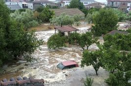 Srpski turisti zarobljeni u Grčkoj zbog nevremena