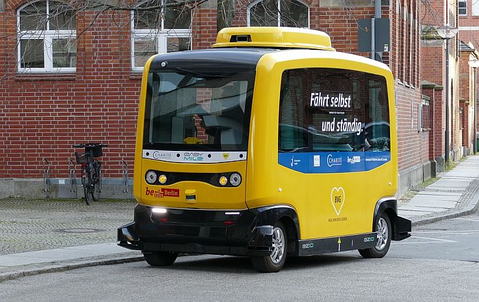 Više od pedeset zemalja usvojilo propise o autonomnim automobilima