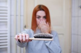 Ne, ne pričinjava vam se: Kosa zaista više opada u ovo doba godine