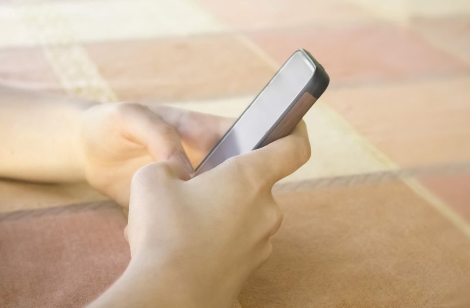 Finska ograničila korišćenje mobilnih telefona tokom nastave Finska ograničila korišćenje mobilnih telefona tokom nastave