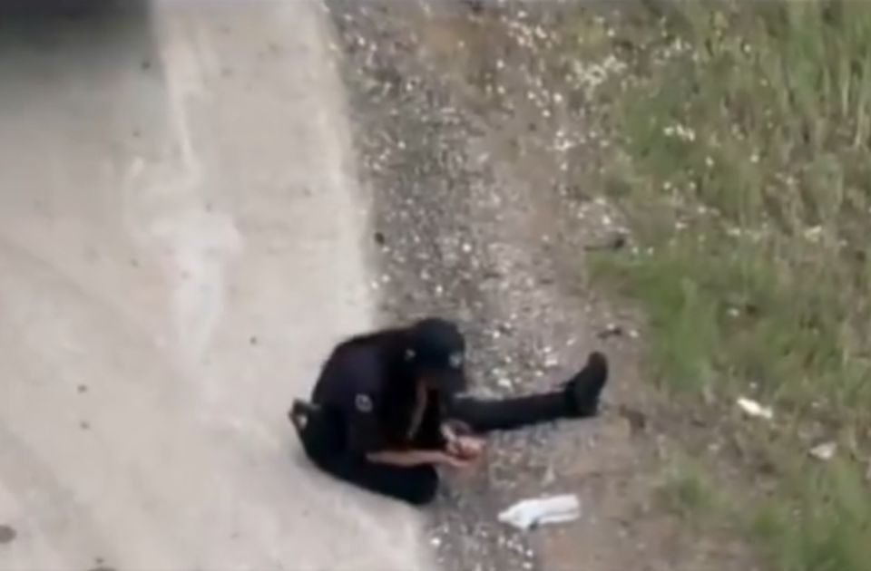 FOTO, VIDEO Prevrnuo se kamion u Teksasu: Osam miliona kovanica se prosulo po auto-putu