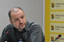 NIN: Zaustaviti napade Vladimira Đukanovića na novinara Vuka Cvijića