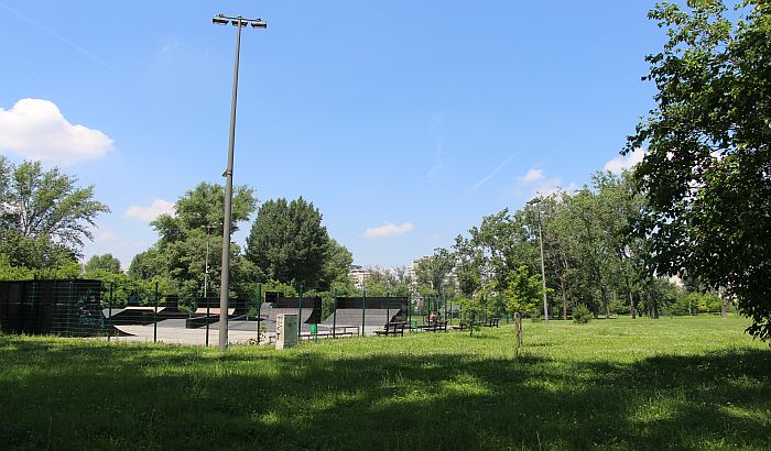 FOTO: U Limanskom parku će se praviti tereni za basket