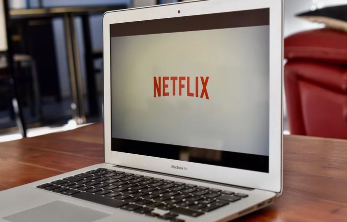 Netfliks otkazao snimanje serije u Turskoj zbog gej lika