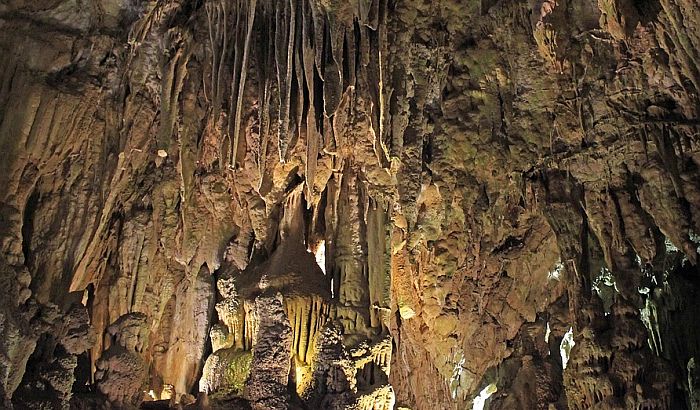 Resavsku pećinu za 1. maj posetilo 4.000 turista
