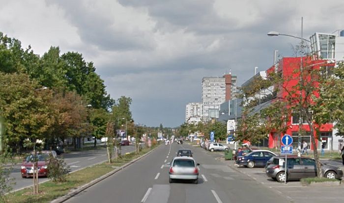 Parkiranje i biciklistički saobraćaj od danas zabranjeni u delu Bulevara cara Lazara