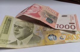 Penzionerima od danas na račune leže 5.900 dinara
