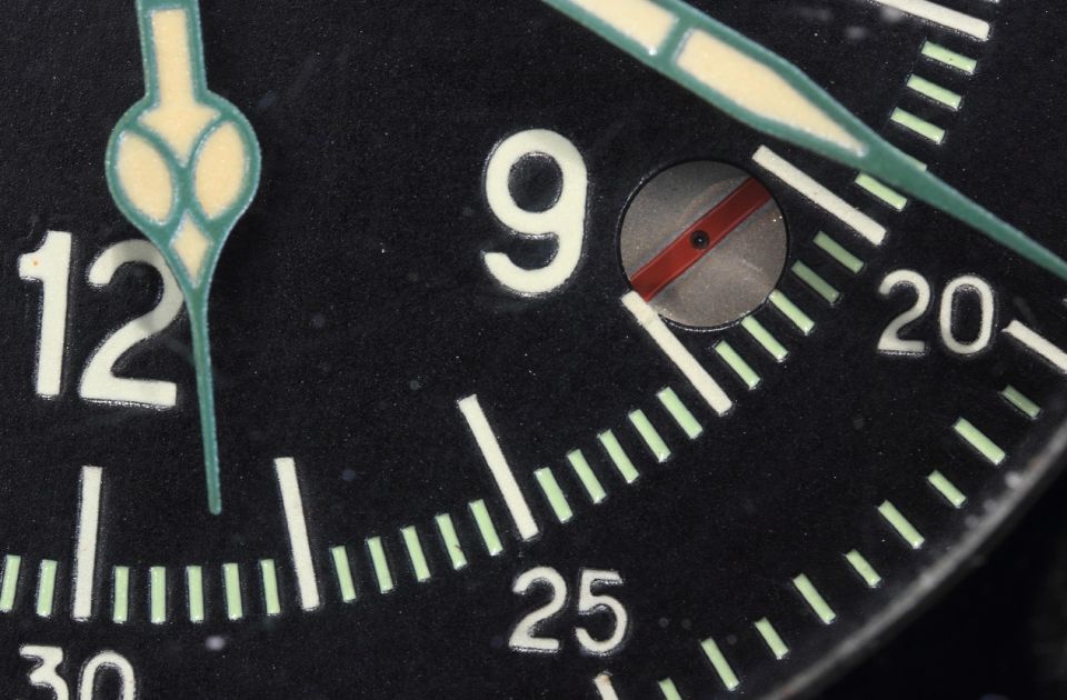 Sat sudnjeg dana pomeren zbog rata u Iranu