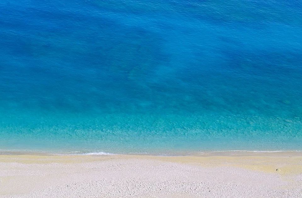 Lekarka, medicinska sestra i policajac iz Niša spasili život Grku na plaži