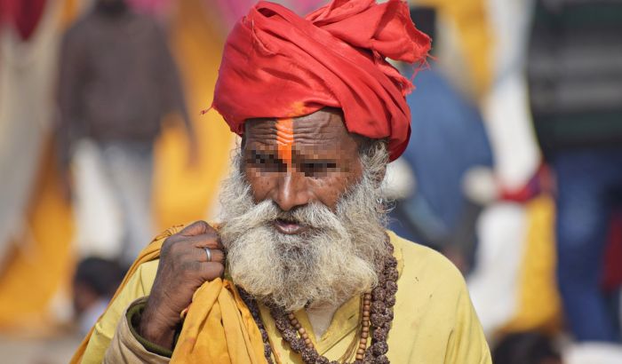 Zbog gurua koji je umro od virusa korona, najmanje 15.000 osoba u karantinu