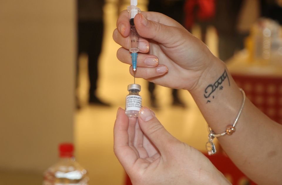 Novosađani već mogu da se preko Kol centra prijave za vakcinu Moderna