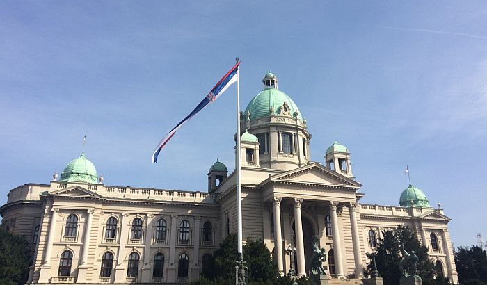 Na sednici Skupštine Srbije svi će biti podvrgnuti merama protiv virusa korona