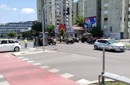 FOTO: Prilazi turbo kružnom toku zatvoreni pred protest studenata