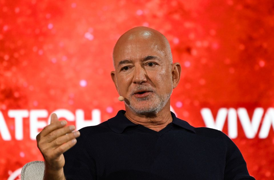 Bezos: Zagađujuću industriju treba preseliti na Mesec
