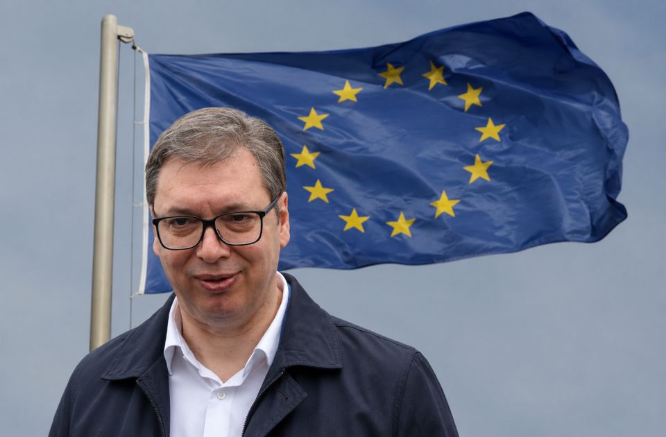 Evroposlanik Brandšteter: Vučić širi propagandu protiv EU, a koristi njen novac