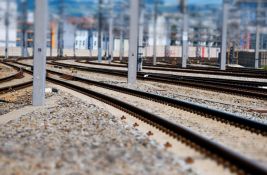 VIDEO: Kina postigla rekordnih 800km/h na testu voza velike brzine