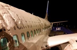 SAD zahvatila zimska oluja: Otkazano 1.500 letova, u Njujorku i Nju Džersiju vanredno stanje