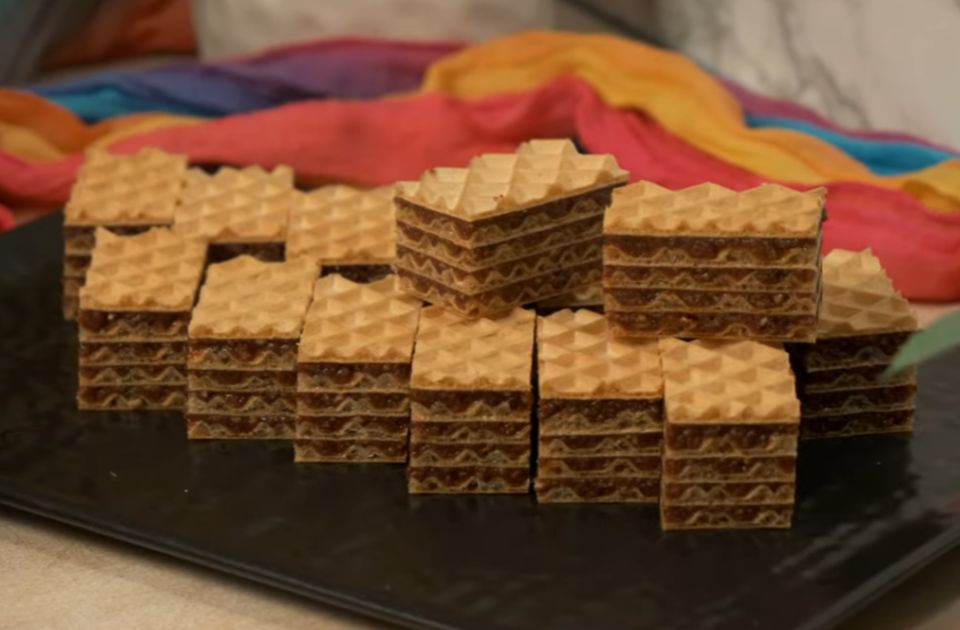 VIDEO: Oblande sa čokoladom i lešnikom