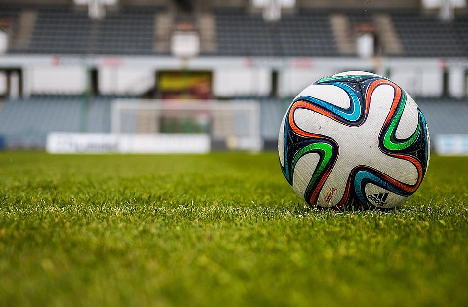 Fifa kaznila Fudbalski savez Albanije zatvaranjem 20 odsto stadiona na utakmici protiv Srbije 