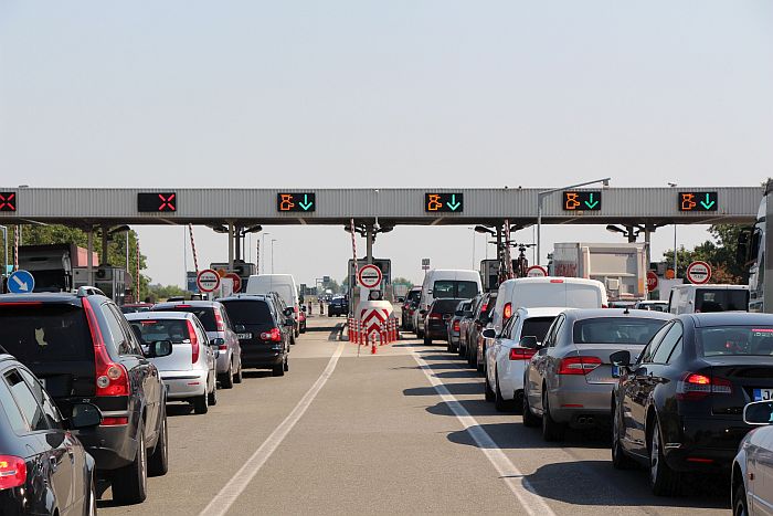 Počela naplata putarine na autoputu "Miloš Veliki"