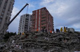 VIDEO: Potpuno nova zgrada srušila se za par sekundi, ljudi besni i traže kazne za nadležne