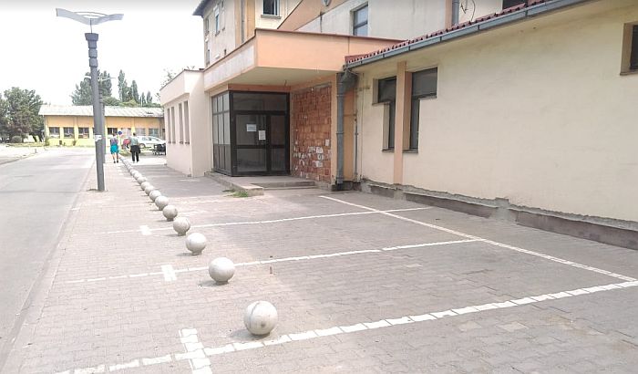 Sređuju se parkinzi u Kliničkom centru Vojvodine, uskoro nova mesta za vozila