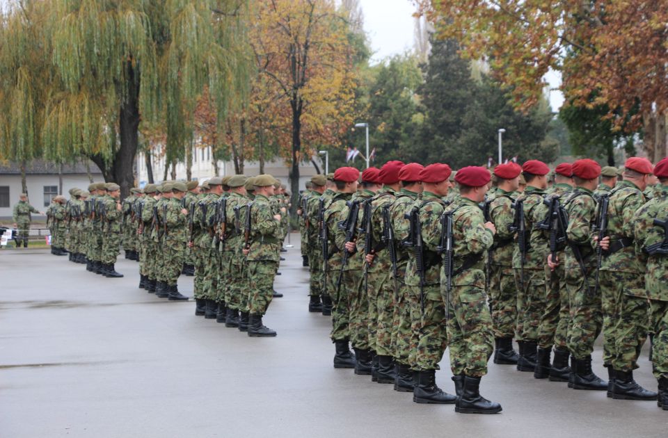 Oko 10.000 ljudi napustilo Vojsku Srbije u prethodnih pet godina