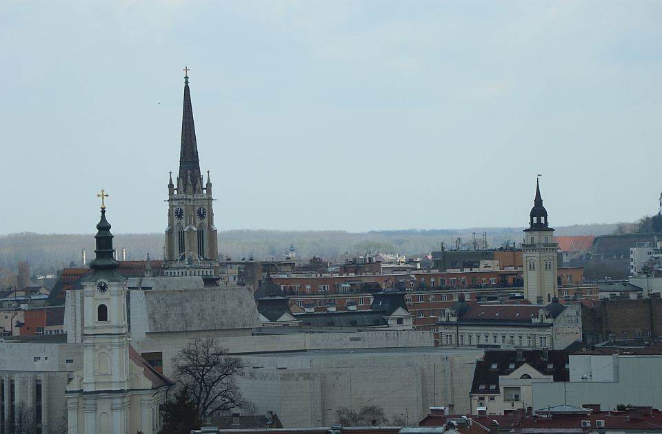 Prvi oktobarski utorak je pred Novosađanima, a sezona kiša je već počela