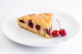 Recept za Far Breton: Francuski kolač sa višnjama koji se lako pravi