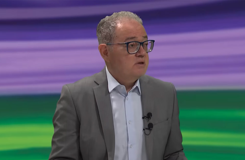 Lutovac: "Čarter aferom" Vučić stavio skandal u prvi plan da bi prekrio sve bitne teme