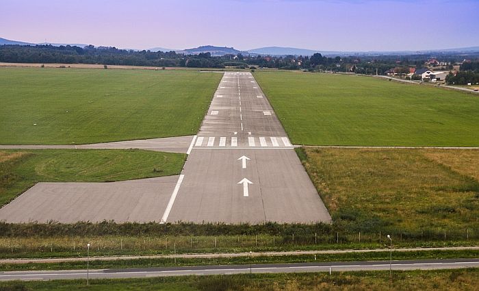 Prostorni plan Srbije do 2035. godine: Gradiće se aerodromi kod Novog Sada i Dobanovaca